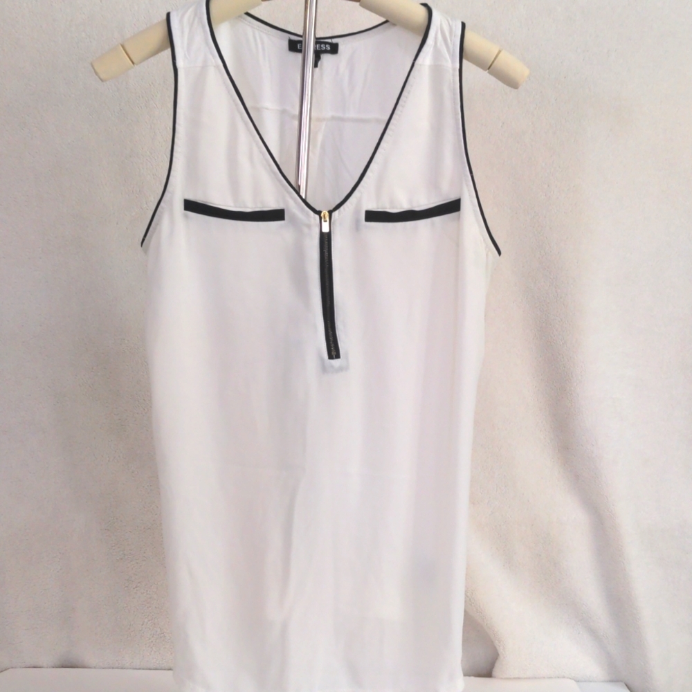 Women's Express Tank with Zipper Front Size M